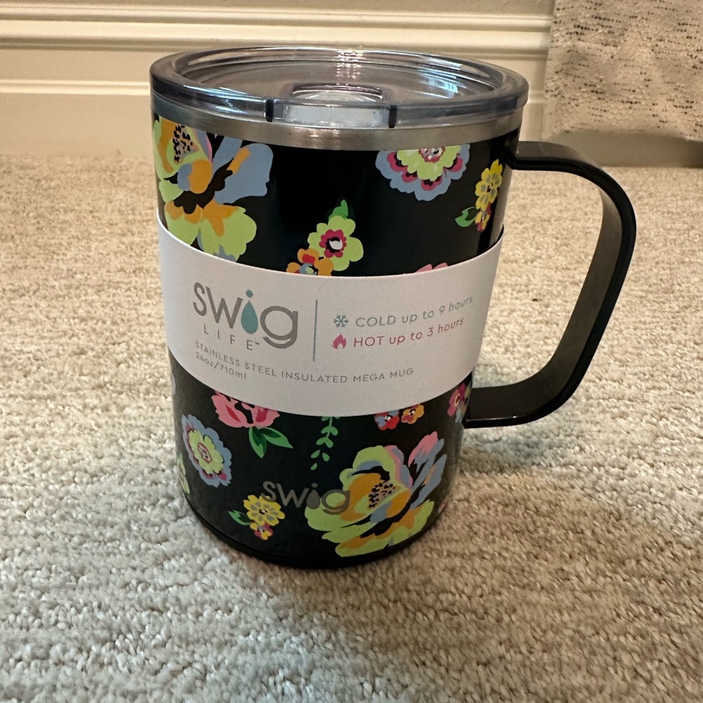 NWT Swig insulated mug